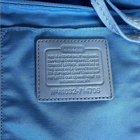 Coach Sky Blue Shoulder Bag with Floral Design in butter soft leather - Picture 8 of 10